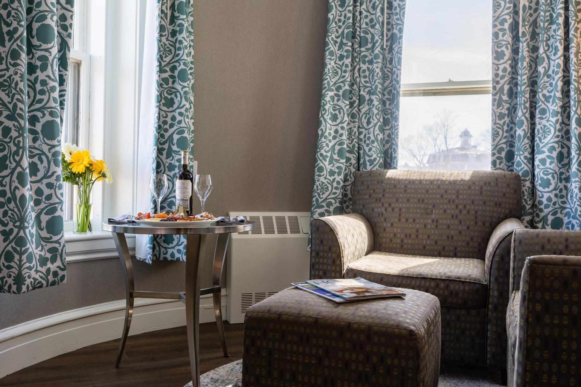 The Centennial Hotel Конкорд Екстер'єр фото